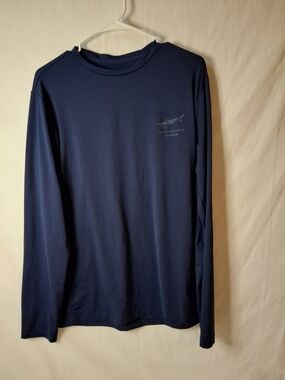 Vineyard Vines Women's Long-Sleeve Tee in Navy